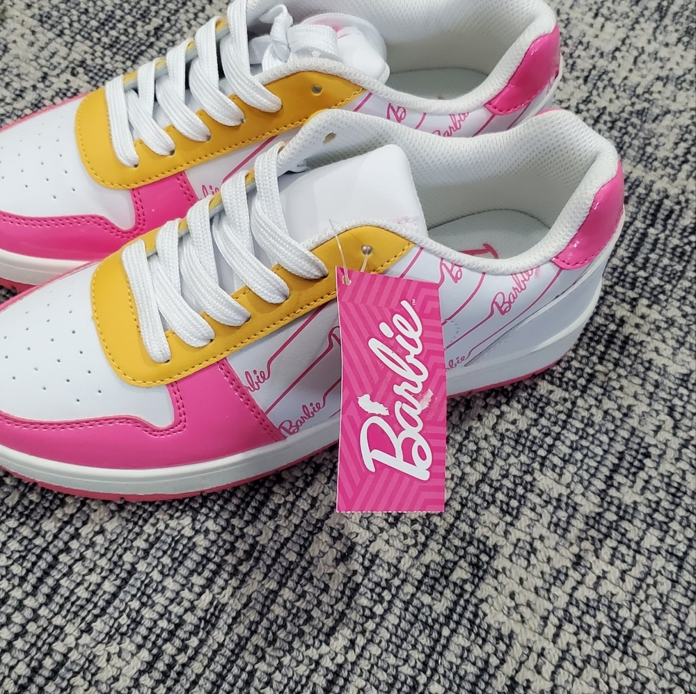 Barbie White Pink Yellow Low-Top Sneakers